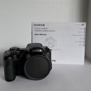 Fujifilm FinePix S8600 Camera - Sleek Black